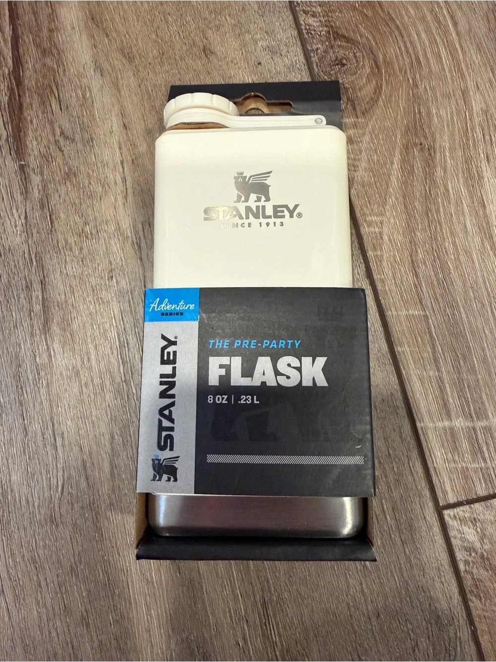 NEW! Stanley Pre-Party Liquor and Spirit Flask - 8 Oz. - Picture 5 of 6